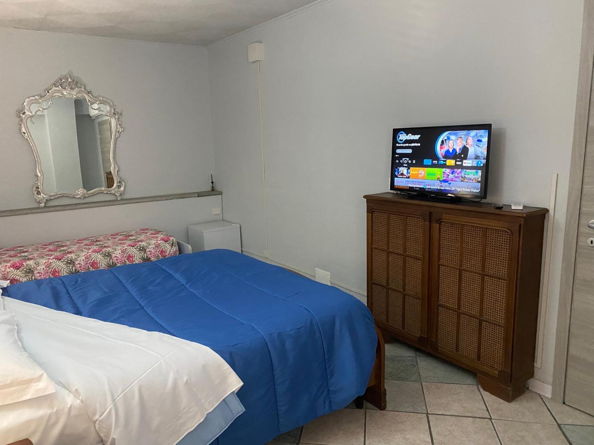 Bed and Breakfast La Casa Di Cate & Adry Envie Exterior foto