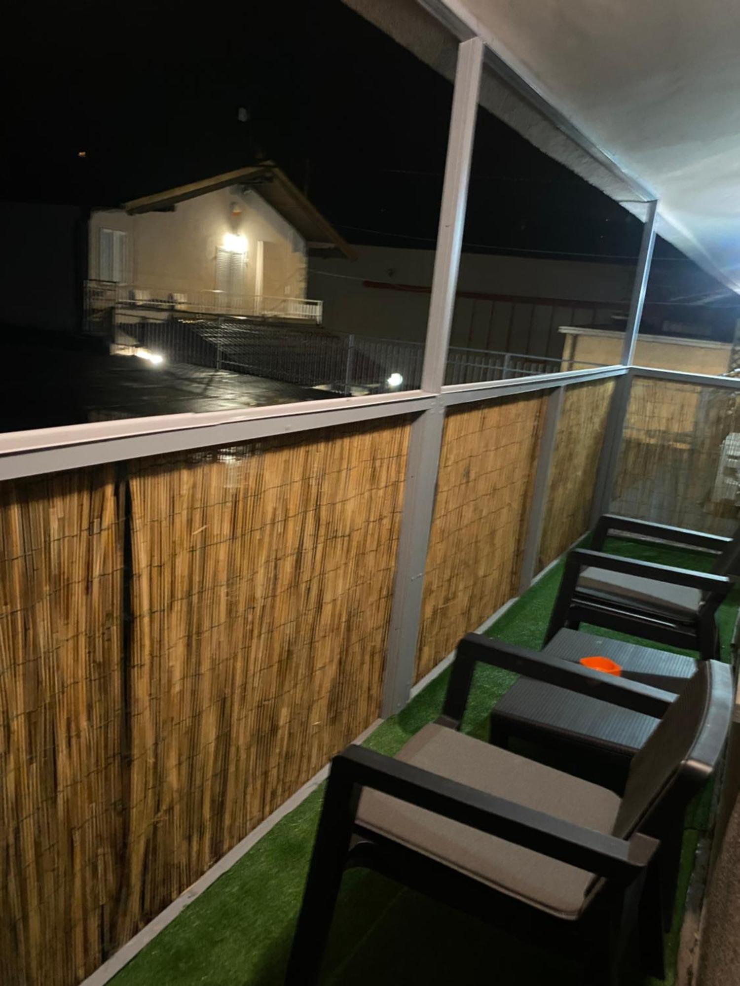 Bed and Breakfast La Casa Di Cate & Adry Envie Exterior foto